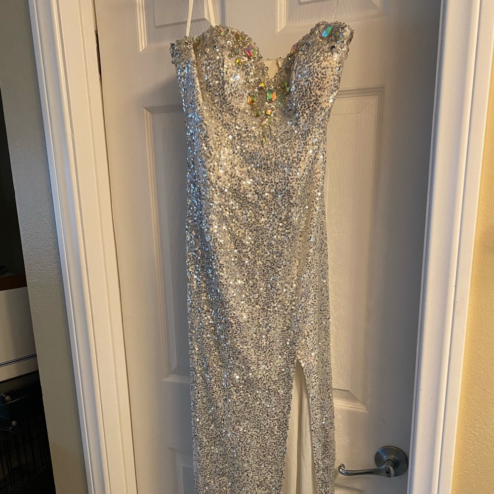 Silver sequin long down with slit and tie back M but ribbon on back adjustable
